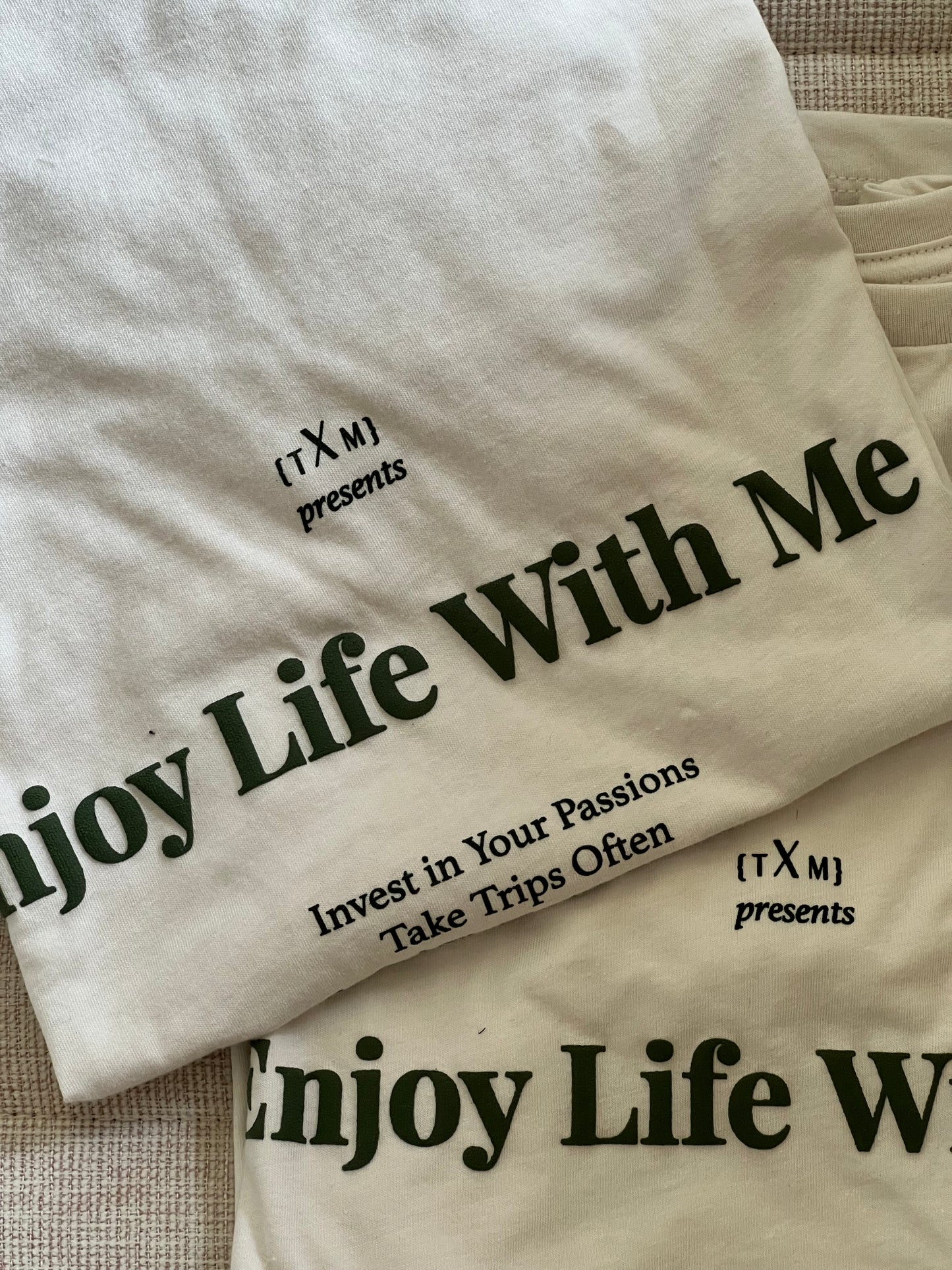 Unisex Enjoy Life Tee